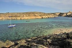 Gozo scuba diving holiday. Bay.